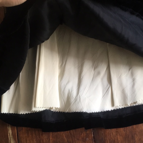 Vintage Black Velvet Cocktail Dress - Picture 8 of 8